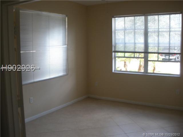 12415 SW 42nd St, Miramar, FL 33027 - photo 5