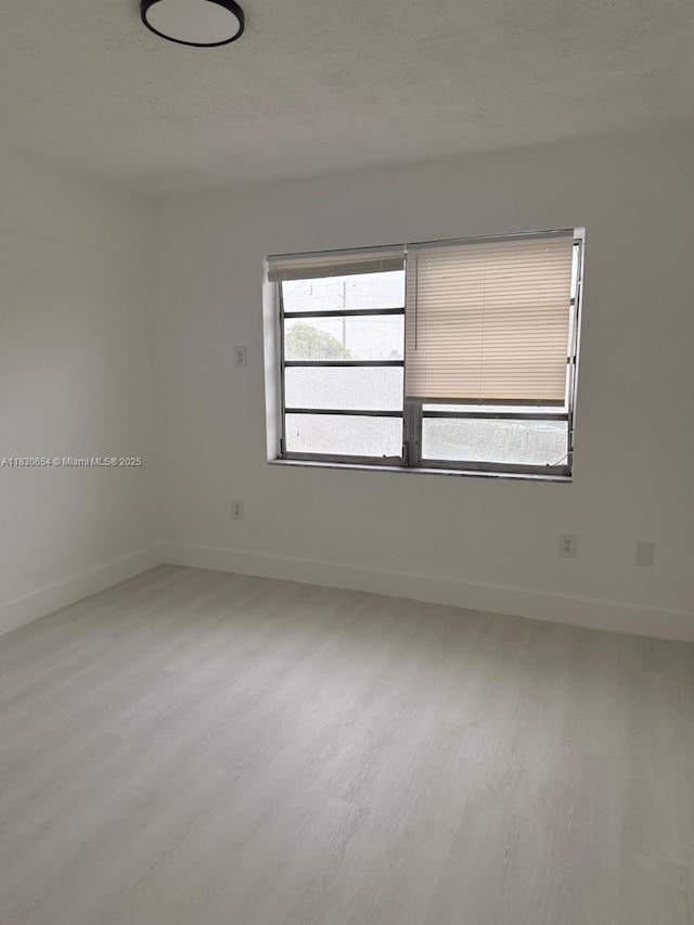 1000 W 28th St Unit 15, Hialeah, FL 33010 - photo 4