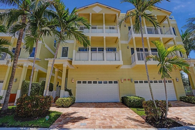 346 N Elm St Unit A-10, Hollywood, FL 33019 - photo 1