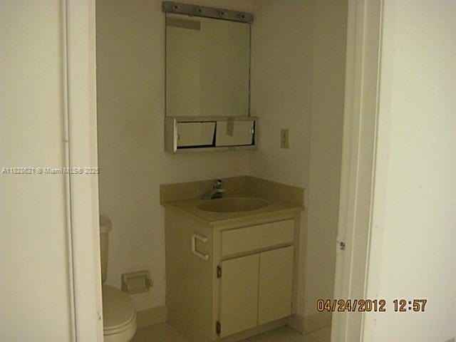 9015 SW 125th Ave Unit N406, Miami, FL 33186 - half bath with vanity and toilet
