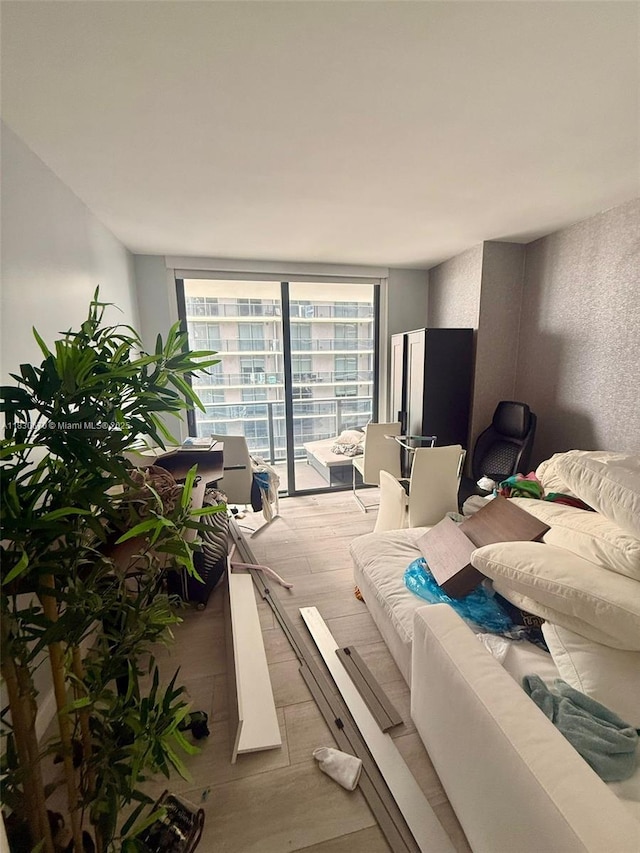 45 SW 9th St Unit 1906, Miami, FL 33130 - photo 11