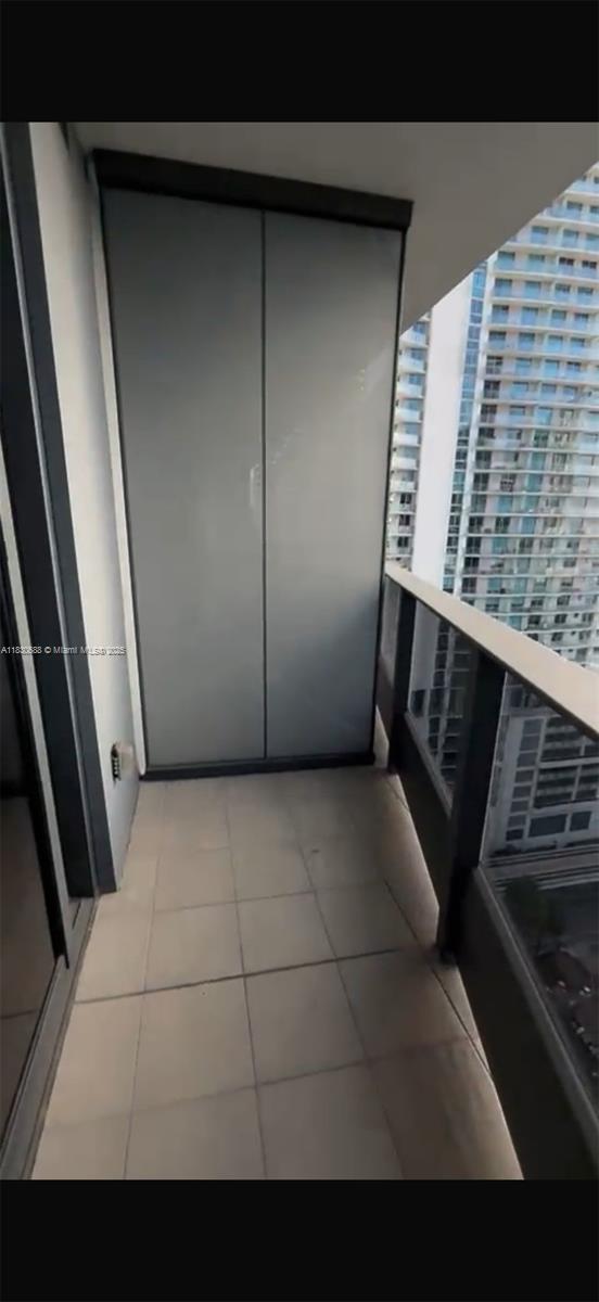 1000 Brickell Plz Unit 2008, Miami, FL 33131 - view of balcony
