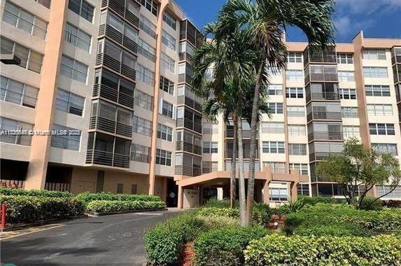 1200 Saint Charles Pl Unit 708, Pembroke Pines, FL 33026 - view of apartment building / complex