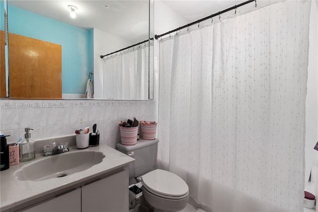 5443 SW 143rd Ct, Miami, FL 33175 - full bath with vanity, shower / bath combination with curtain, and tasteful backsplash
