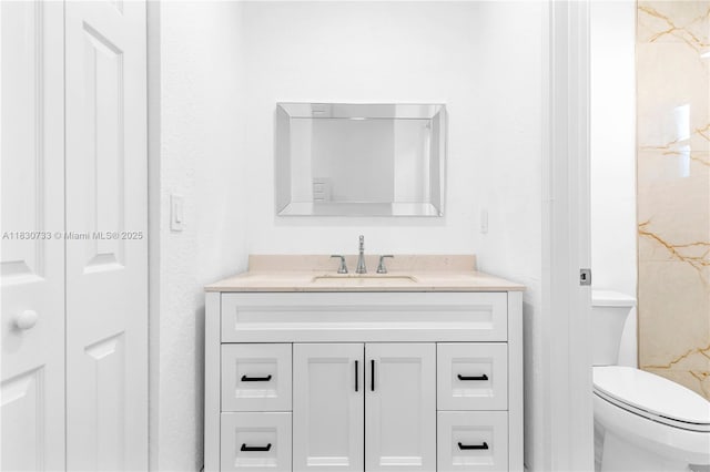 324 NW 107th Ave, Pembroke Pines, FL 33026 - full bath featuring vanity and a closet