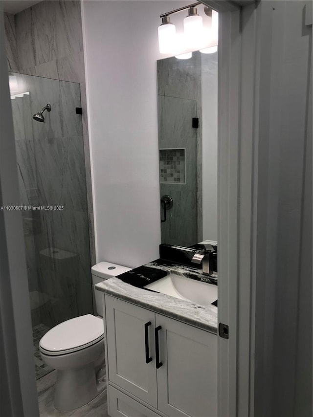 4568/4570 Golfview Blvd, Lehigh Acres, FL 33973 - bathroom featuring a marble finish shower and vanity