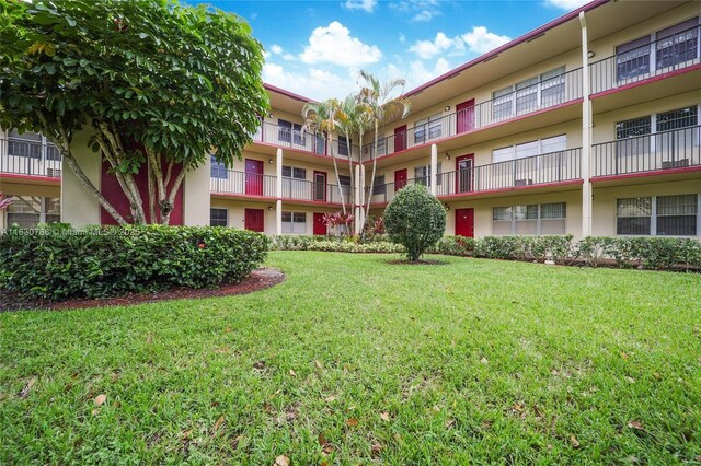 251 SW 134th Way Unit 204M, Pembroke Pines, FL 33027 - photo 1