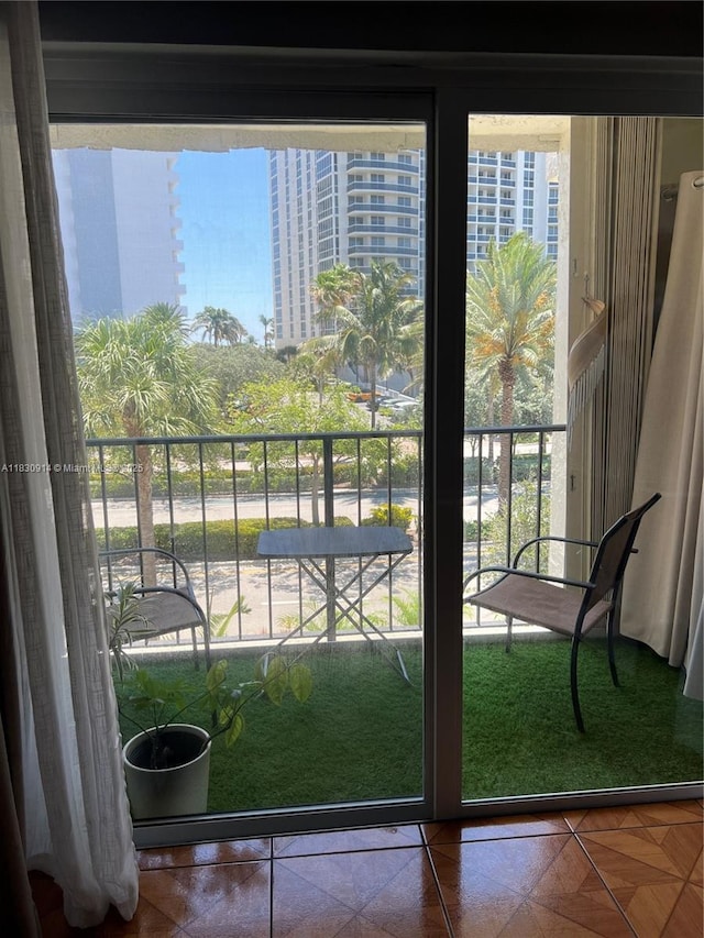 4143 N Ocean Blvd Unit 303, Fort Lauderdale, FL 33308 - photo 5