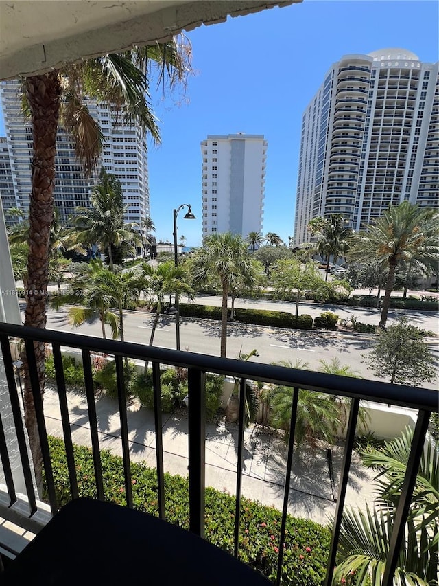 4143 N Ocean Blvd Unit 303, Fort Lauderdale, FL 33308 - view of balcony