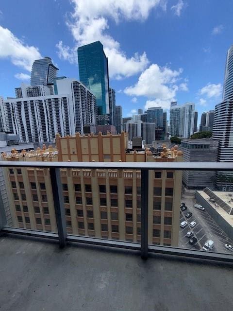 151 SE 1st St Unit 1607, Miami, FL 33131 - view of city skyline