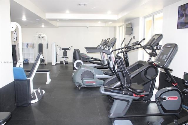 520 SE 5th Ave Unit 1707, Fort Lauderdale, FL 33301 - exercise room featuring recessed lighting