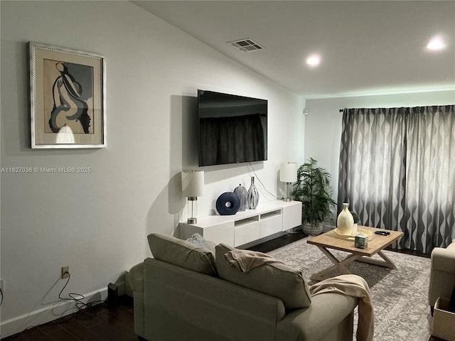 651 SW 176th Ave, Pembroke Pines, FL 33029 - living area featuring dark wood-style floors and recessed lighting