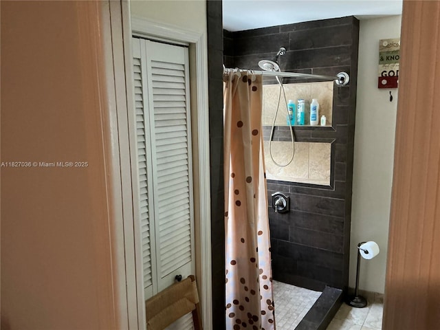 651 SW 176th Ave, Pembroke Pines, FL 33029 - full bath featuring a closet and a shower stall