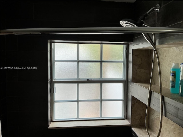 651 SW 176th Ave, Pembroke Pines, FL 33029 - bathroom view of a tile shower