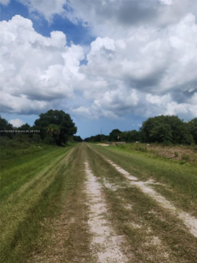 17823 NW 286, St, FL 34972