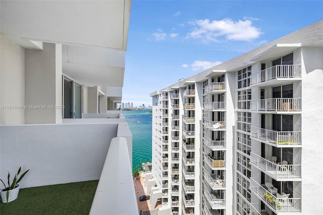 1200 W Ave Unit 1419, Miami Beach, FL 33139 - balcony featuring a water view