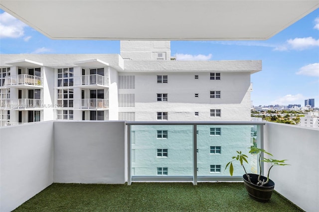 1200 W Ave Unit 1419, Miami Beach, FL 33139 - balcony featuring a city view