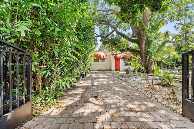 1320 Obispo Ave, Coral Gables, FL 33134 - view of patio / terrace