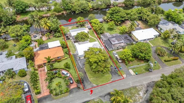 201 S Biscayne River Dr, Miami, FL 33169 - view of property location with property parcel outlined and a large body of water