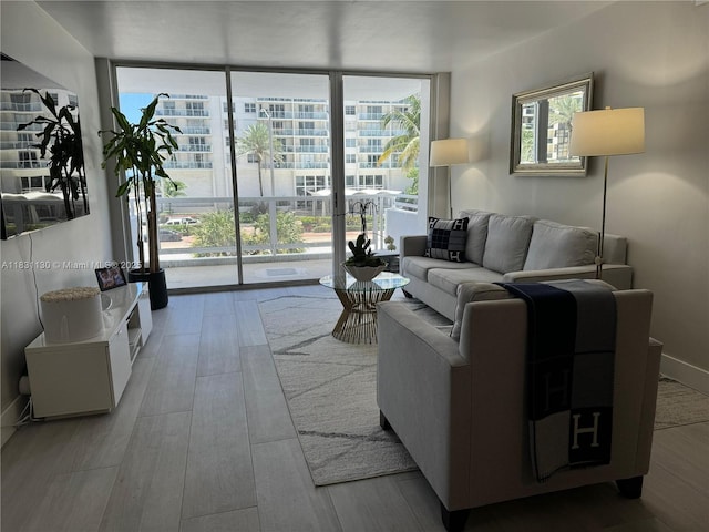 5700 Collins Ave Unit 3C, Miami Beach, FL 33140 - photo 1