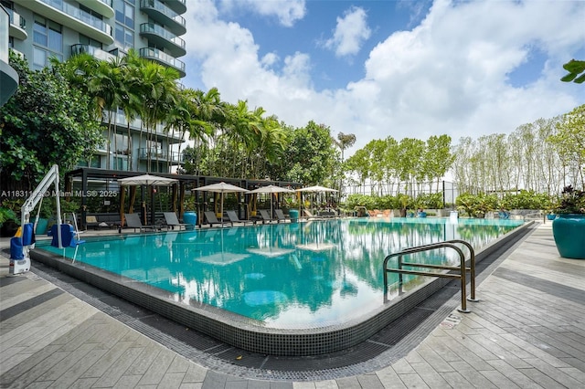 121 NE 34th St Unit 3110, Miami, FL 33137 - view of community pool