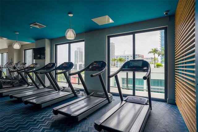 121 NE 34th St Unit 3110, Miami, FL 33137 - gym featuring carpet