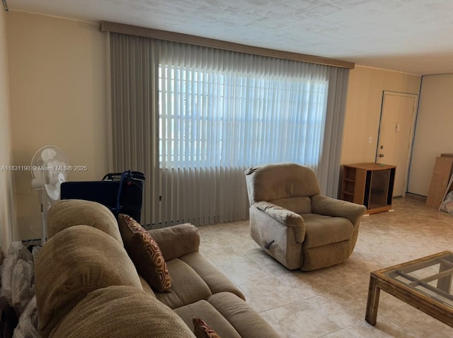 11685 Canal Dr Unit 303, North Miami, FL 33181 - view of living area