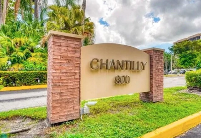 900 NE 195th St Unit 314, Miami, FL 33179 - photo 2
