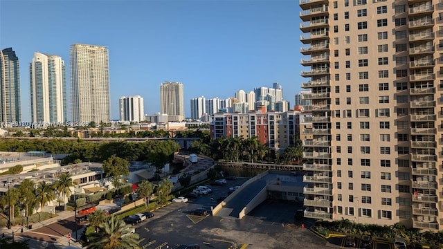 251 174th St Unit 911, Sunny Isles Beach, FL 33160 - photo 2