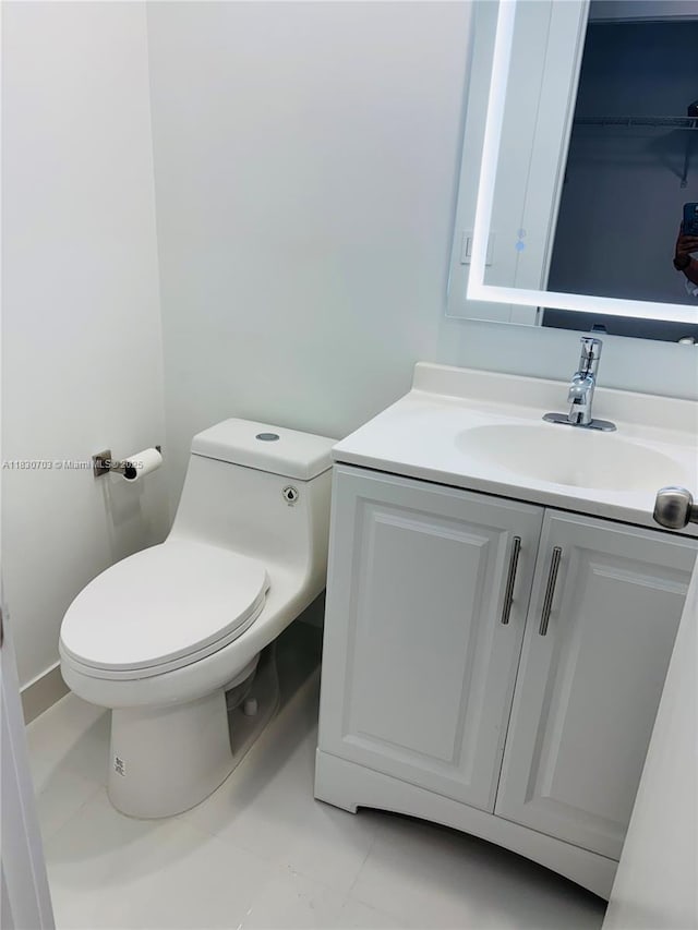 4025 Ellesmere B 4025, Deerfield Beach, FL 33442 - bathroom with vanity and tile patterned flooring