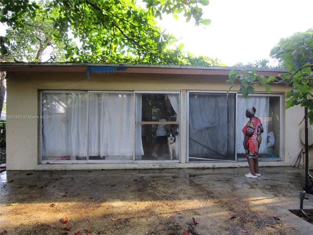 1112 NE 110th St, Miami, FL 33161 - photo 2