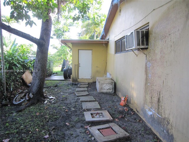 1112 NE 110th St, Miami, FL 33161 - photo 6