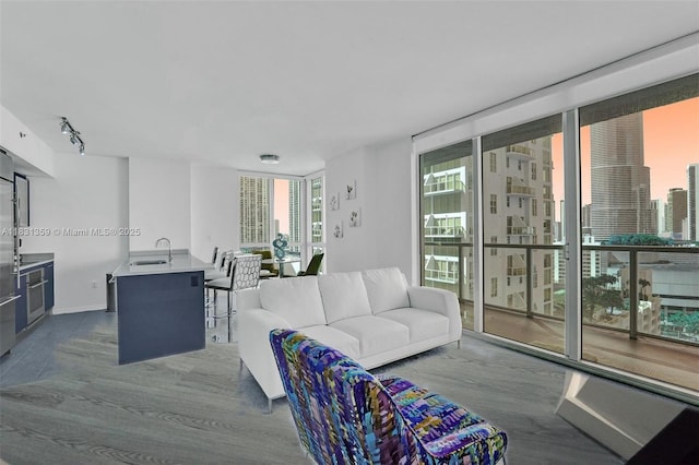 55 SE 6th St Unit 1801, Miami, FL 33131 - photo 4