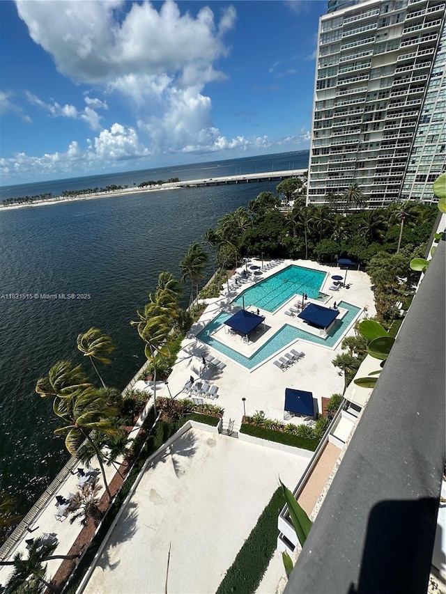 2333 Brickell Ave Unit 901, Miami, FL 33129 - bird's eye view of a nearby body of water and a pool