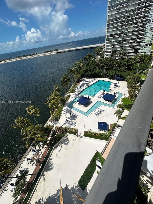 2333 Brickell Ave Unit 901, Miami, FL 33129 - bird's eye view of a nearby body of water