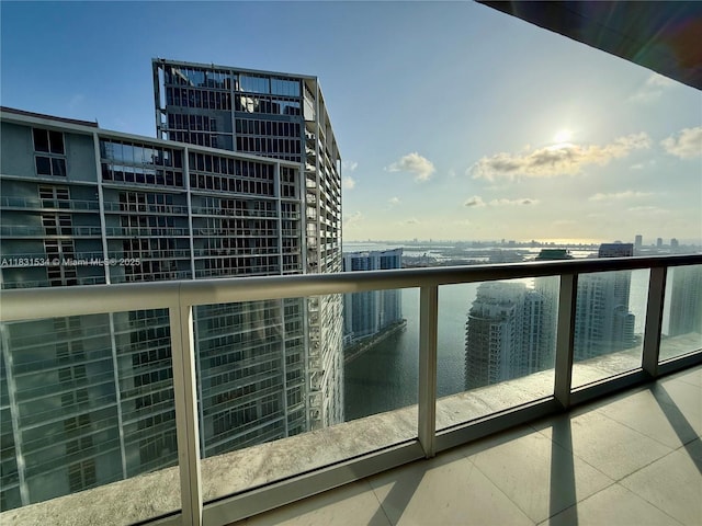 495 Brickell Ave Unit 5106, Remodeled Miami, FL 33131 - photo 3