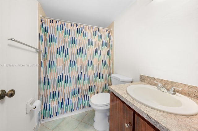 20905 NE 8th Ct Unit 101-36, Miami, FL 33179 - bathroom featuring tile patterned floors, vanity, and curtained shower