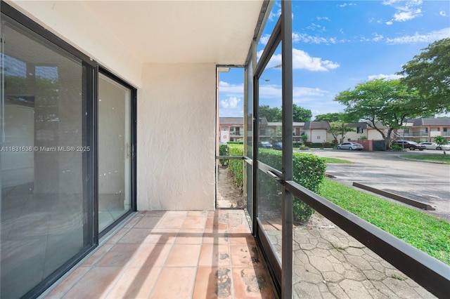 20905 NE 8th Ct Unit 101-36, Miami, FL 33179 - balcony featuring a residential view