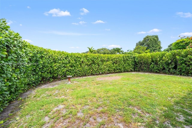 2015 N 37th Ave, Hollywood, FL 33021 - view of grassy yard featuring agricultural plots