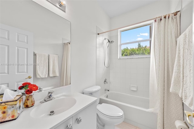 19442 SW 39th St, Miramar, FL 33029 - bathroom with vanity and shower / tub combo