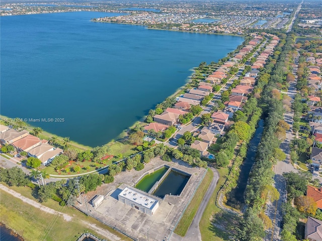 5342 SW 173rd Ave, Miramar, FL 33029 - aerial view of property and surrounding area featuring nearby suburban area and a large body of water