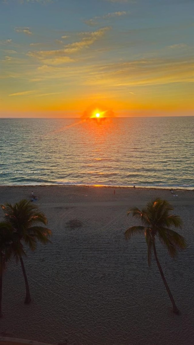 400 N Surf Rd Unit 804, Hollywood, FL 33019 - water view featuring local beach