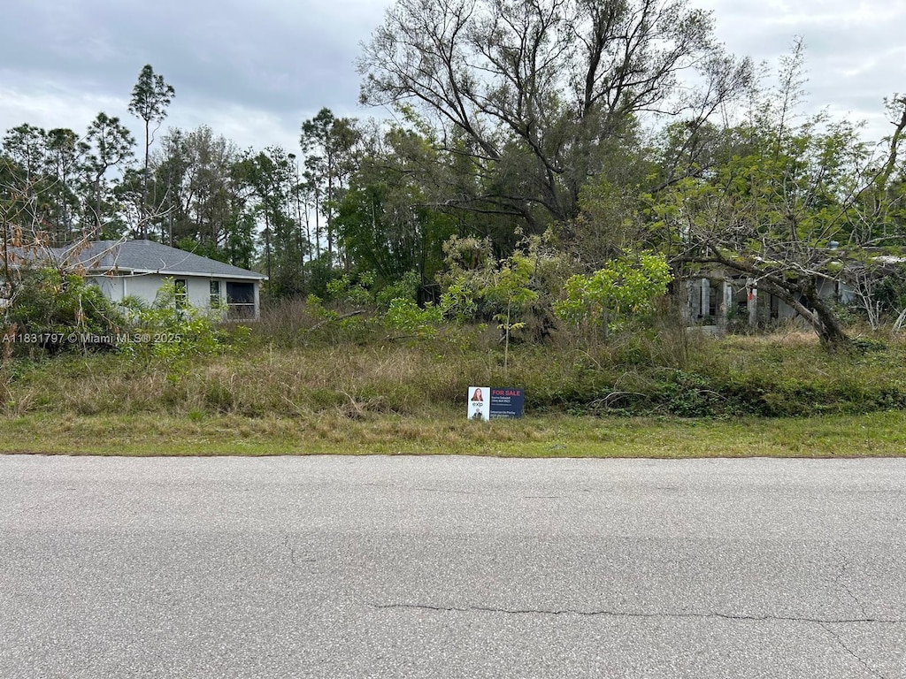 2821 N Twin Lakes Dr, Punta Gorda, FL 33955