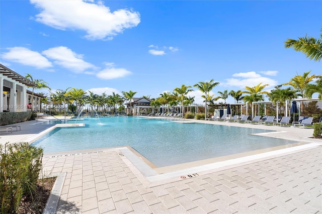 9369 Crestview Cir, Palm Beach Gardens, FL 33412 - community pool with a patio area