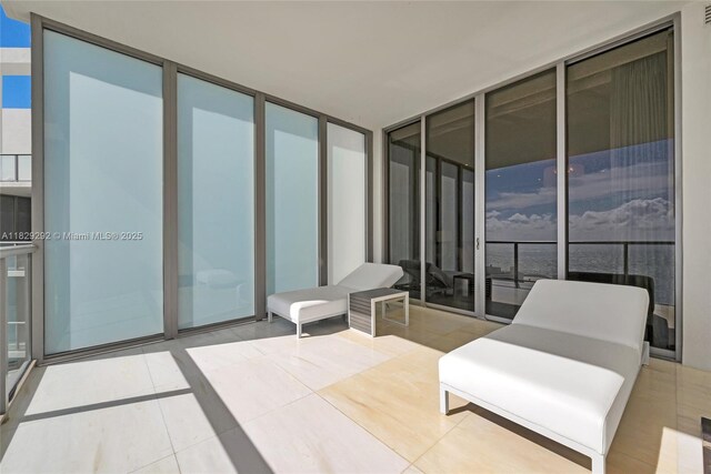 9703 Collins Ave Unit Ph-12, Bal Harbour, FL 33154 - view of sunroom / solarium