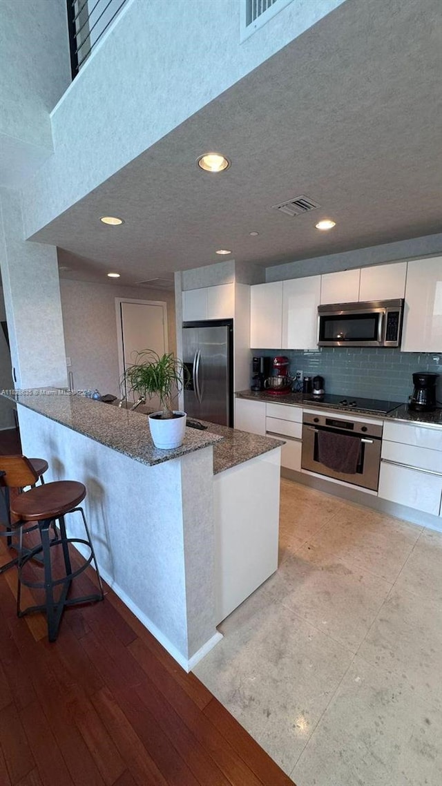 1050 Brickell Ave Unit 422, Miami, FL 33131 - photo 1