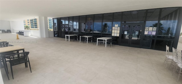 2101 S Ocean Dr Unit 2603, Hollywood, FL 33019 - view of dining space