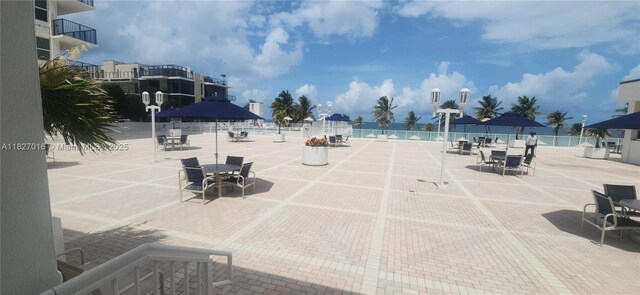 2101 S Ocean Dr Unit 2603, Hollywood, FL 33019 - surrounding community with a patio area
