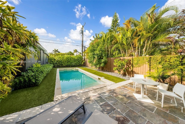 1548 Biarritz Dr, Miami Beach, FL 33141 - photo 37