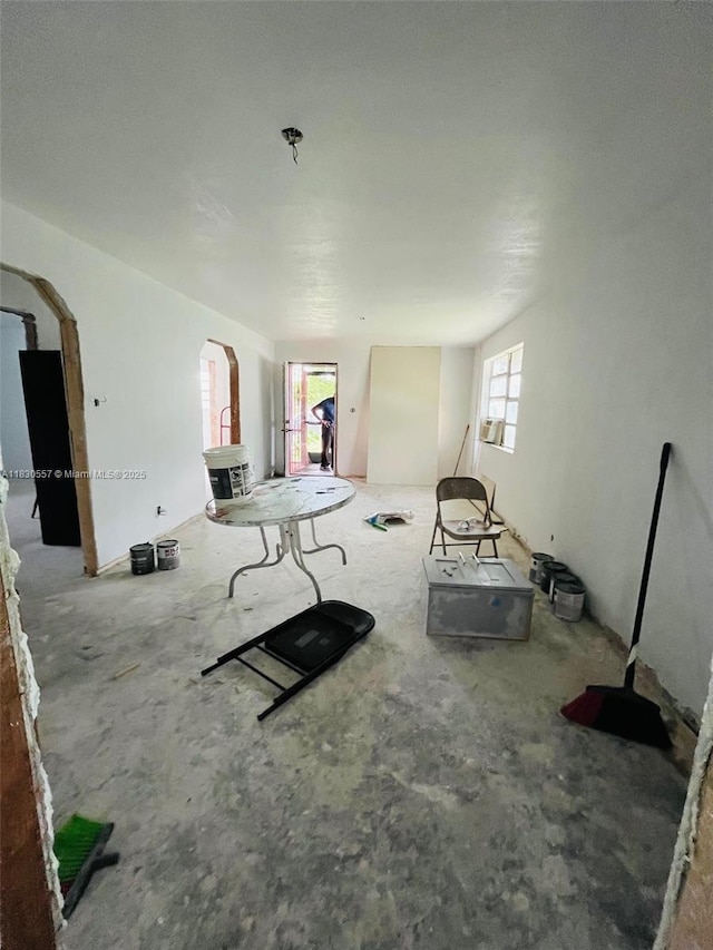 1344 W 10th St, Riviera Beach, FL 33404 - unfurnished living room with arched walkways